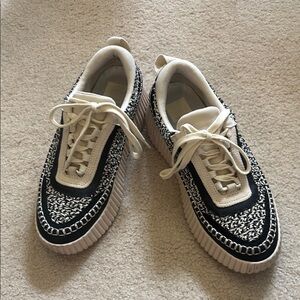 DOLCE VITA | Nicona‎ Black & White sneakers, size 9.5
